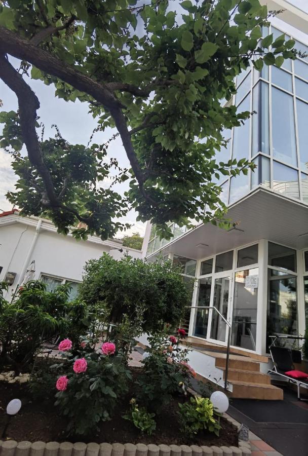 Hotel Fitness House With Garden Constanţa Exterior foto