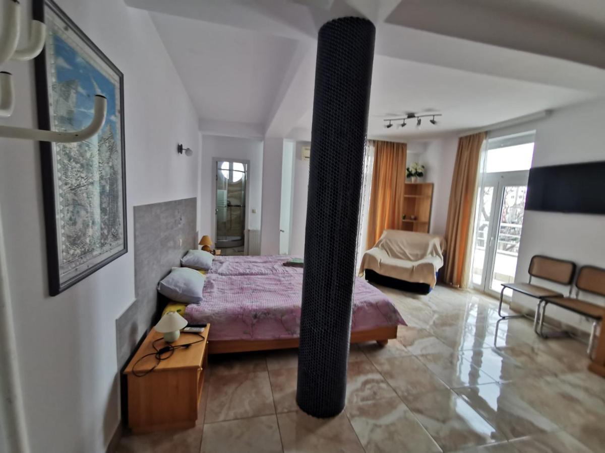 Hotel Fitness House With Garden Constanţa Exterior foto